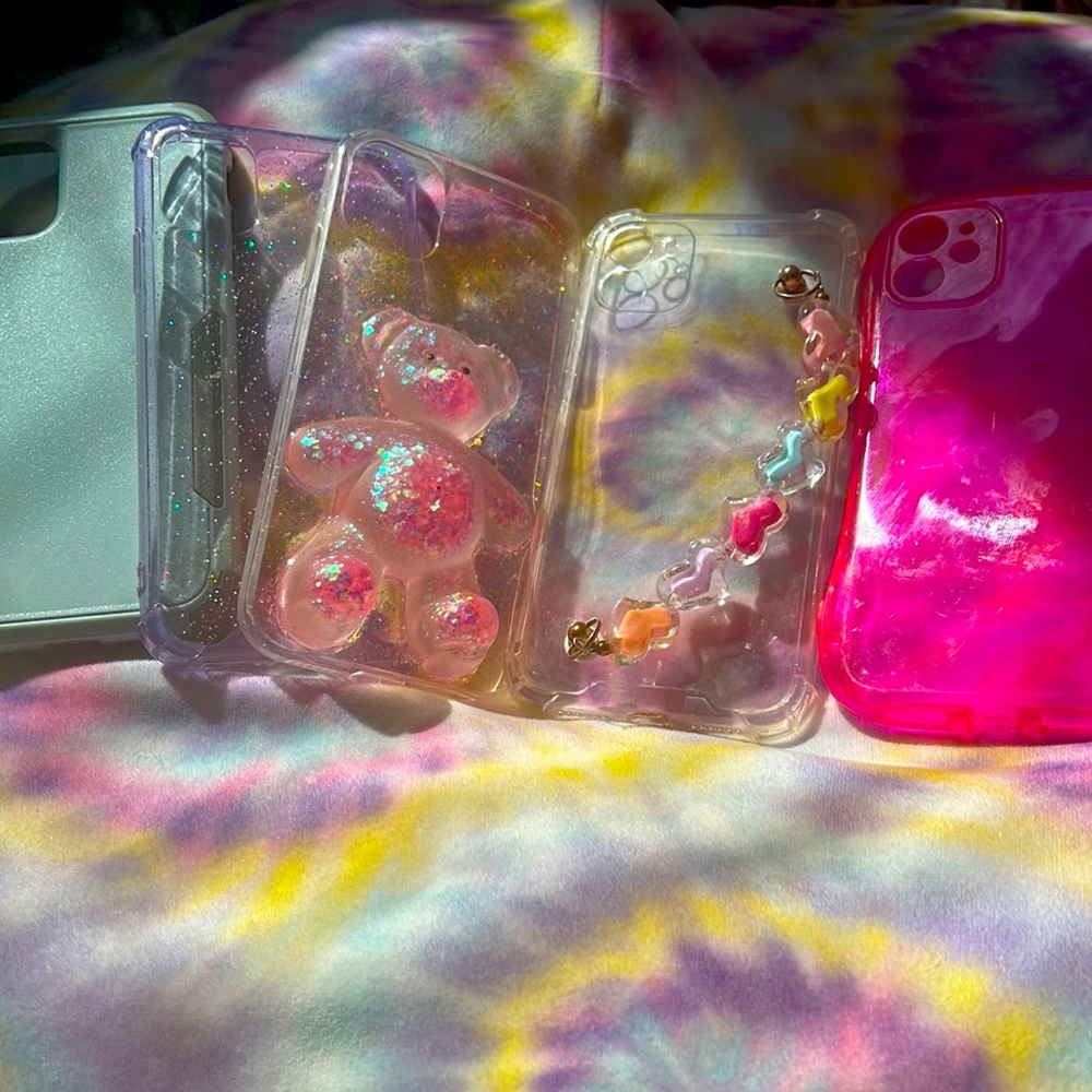 5 iPhone 11 cases